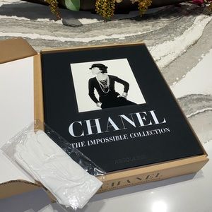 CHANEL:The Impossible Collection Book